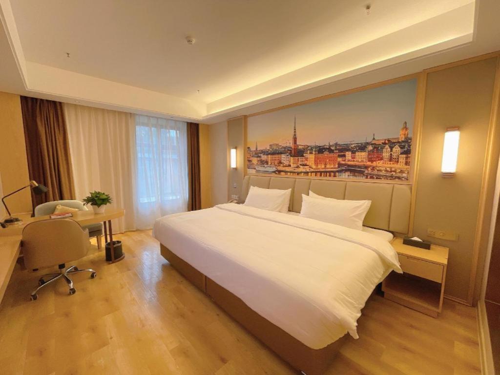 Vienna Hotel Sichuan Hejiang Yangtze River Bridge Лучжоу Экстерьер фото