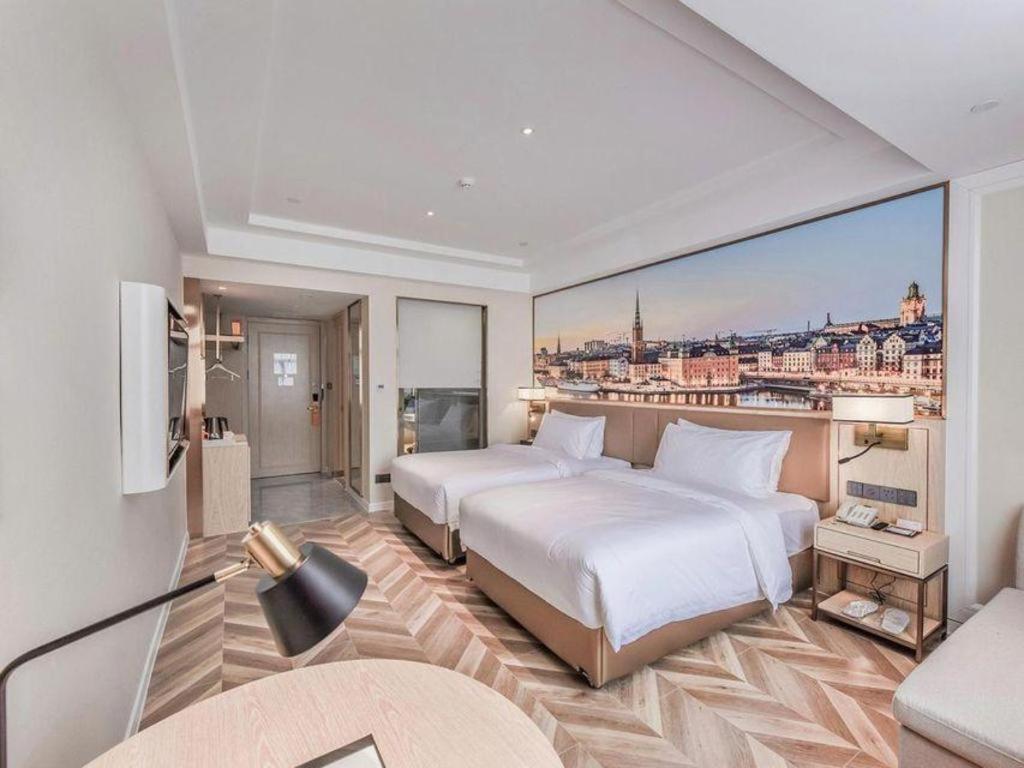 Vienna Hotel Sichuan Hejiang Yangtze River Bridge Лучжоу Экстерьер фото