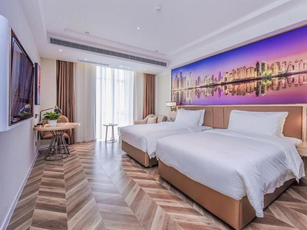 Vienna Hotel Sichuan Hejiang Yangtze River Bridge Лучжоу Экстерьер фото